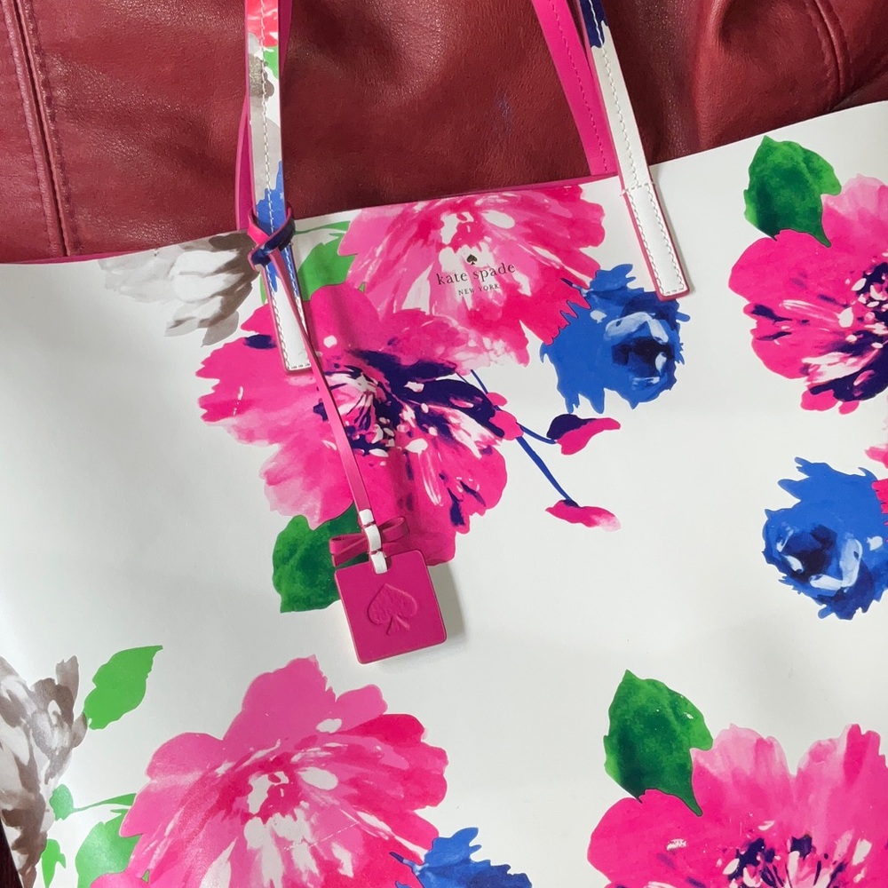 Kate Spade White Floral Tote with Pink and Blue Flowers - Picture 2 of 9